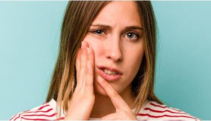 does numbness last after dental filling